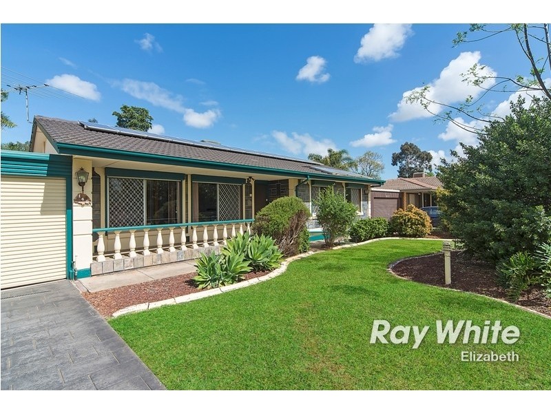 140 McKenzie Road, Elizabeth Downs SA 5113