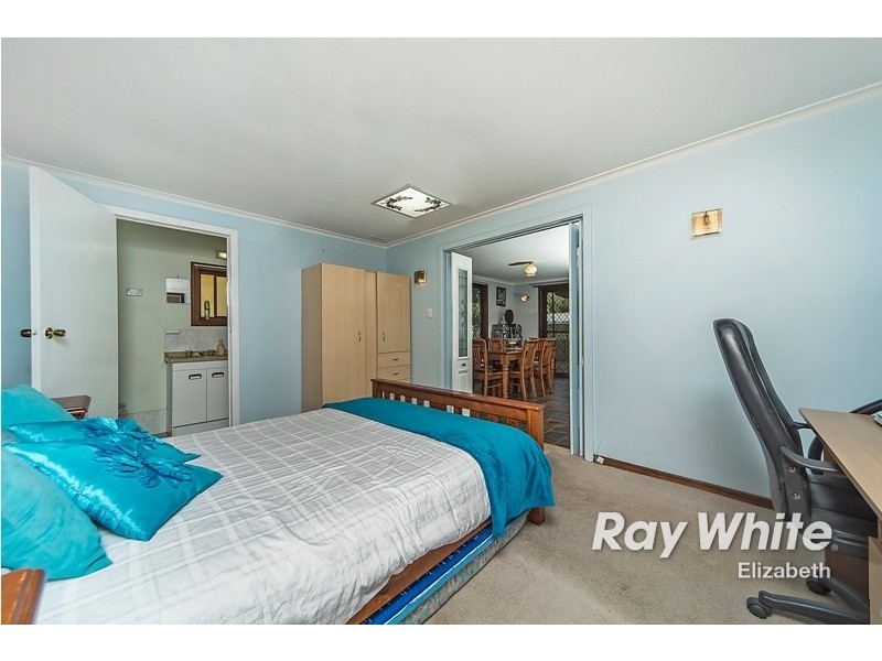 140 McKenzie Road, Elizabeth Downs SA 5113