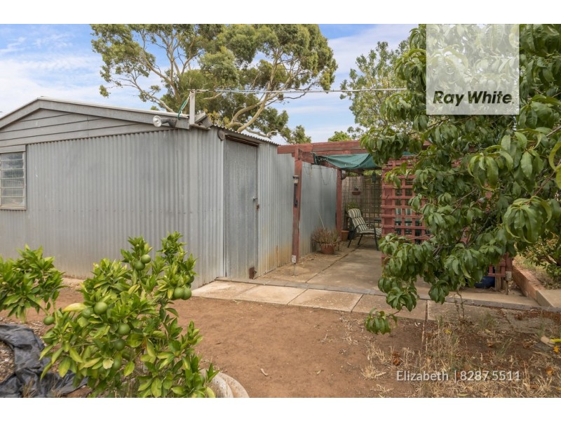 2 Lowe Street, Elizabeth East SA 5112