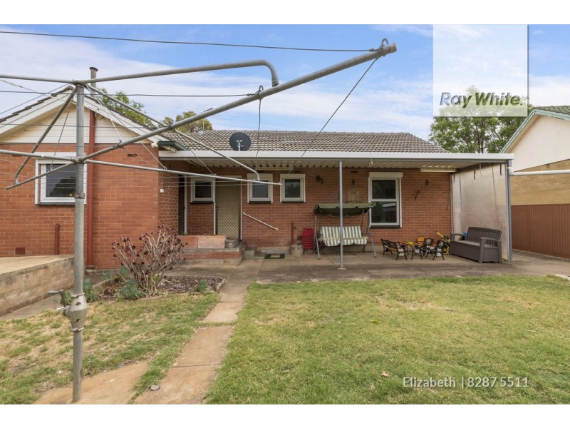 2 Lowe Street, Elizabeth East SA 5112