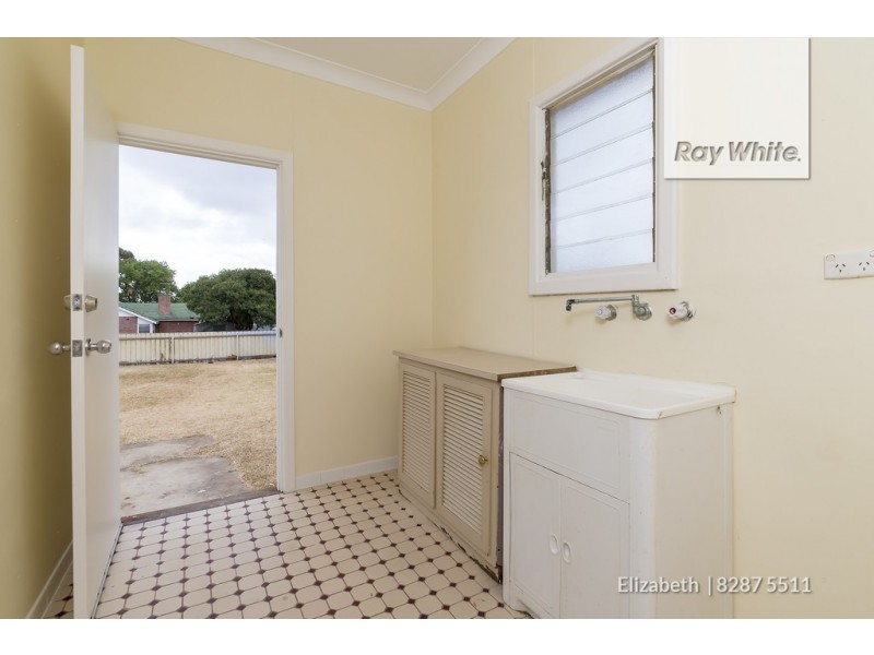 12 Grayling Street, Elizabeth East SA 5112