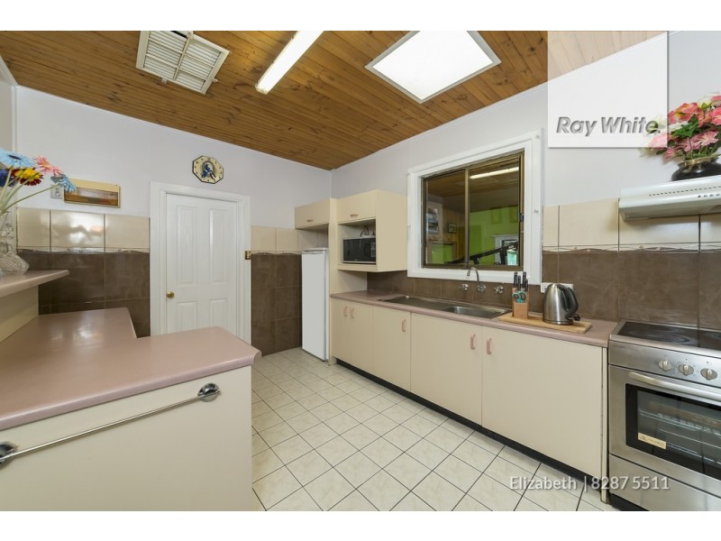16 Grayling Street, Elizabeth East SA 5112