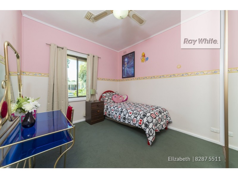 16 Grayling Street, Elizabeth East SA 5112