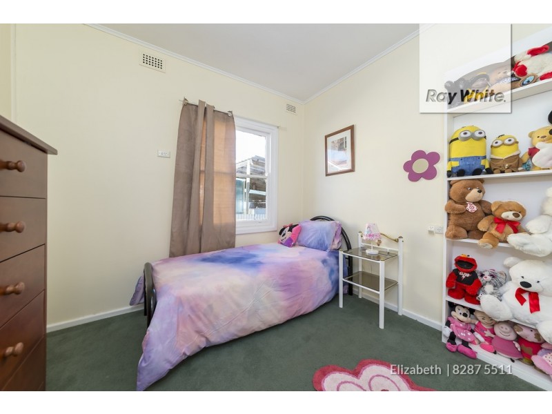 16 Grayling Street, Elizabeth East SA 5112