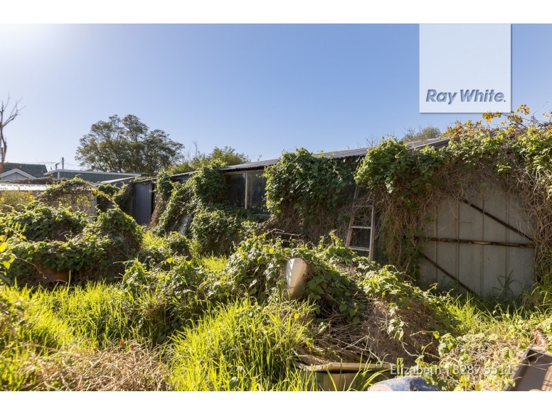8 Berryman Road, Smithfield Plains SA 5114