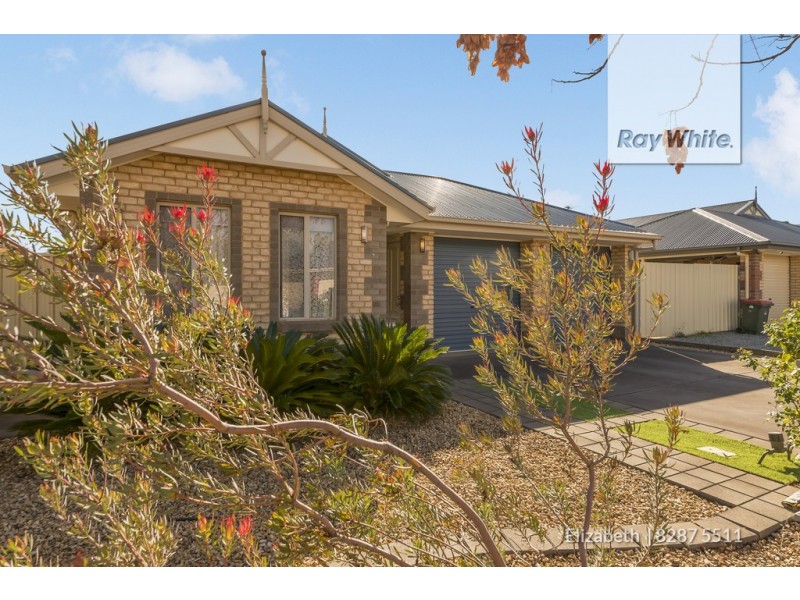 65 Strathaird Boulevard, Smithfield SA 5114