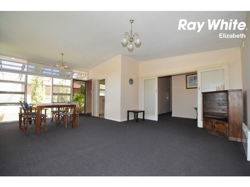 7 Grovely Street, Elizabeth Vale SA 5112