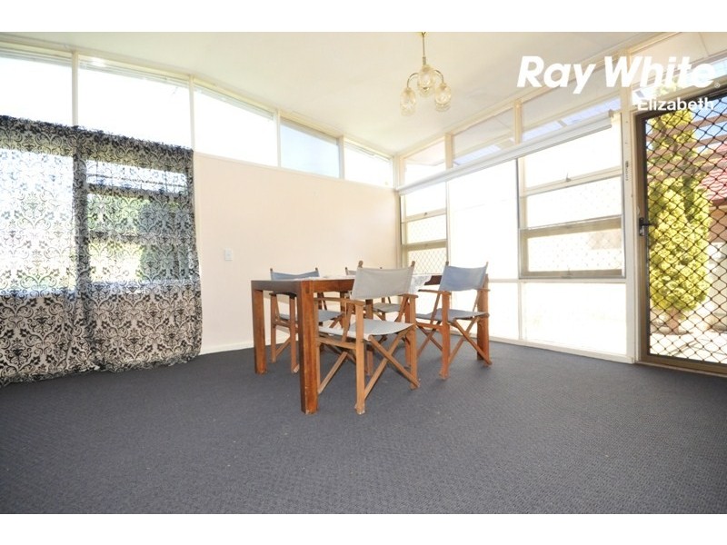 7 Grovely Street, Elizabeth Vale SA 5112