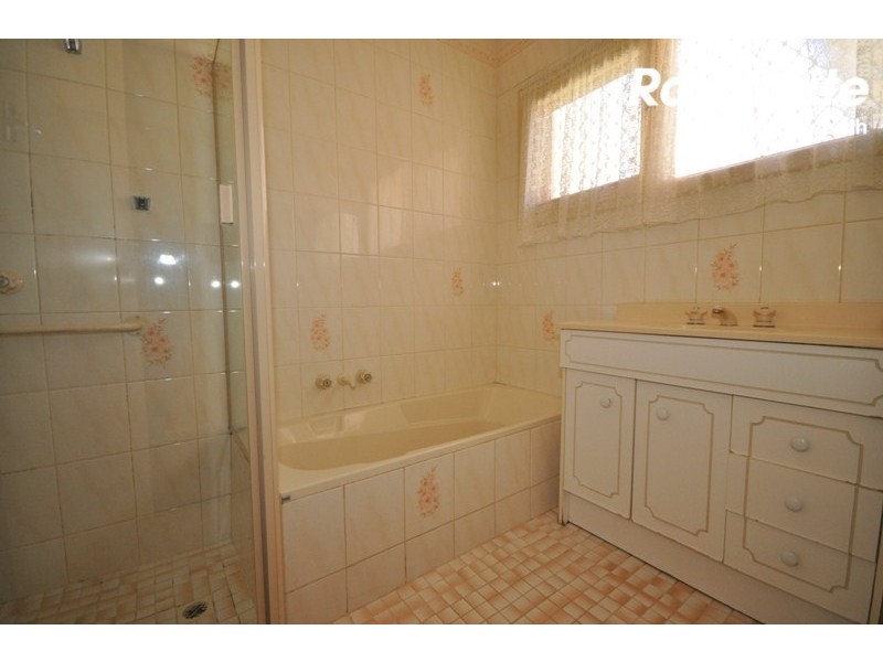 7 Grovely Street, Elizabeth Vale SA 5112