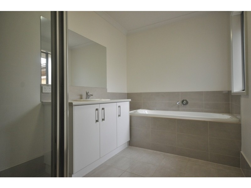 156 Newton Boulevard, Munno Para SA 5115