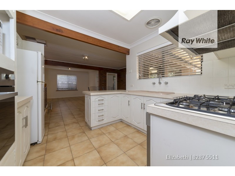 4 Mary Court, Hillbank SA 5112