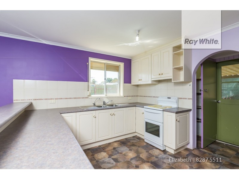 20 Woodlands Road, Elizabeth Downs SA 5113