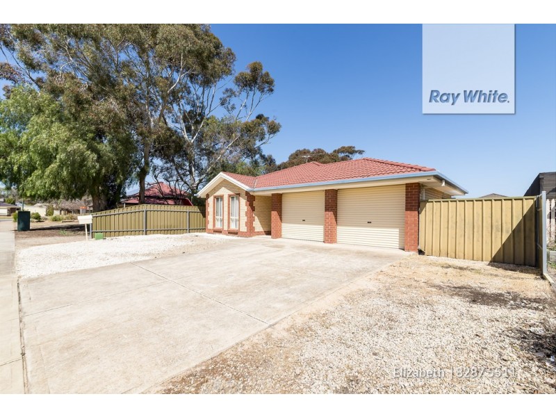 16 Hughes Street, Andrews Farm SA 5114