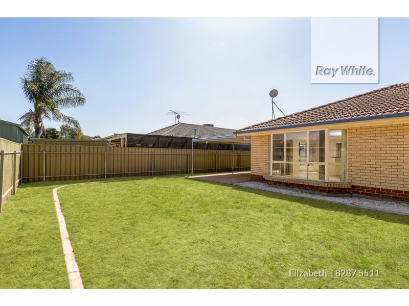 16 Hughes Street, Andrews Farm SA 5114