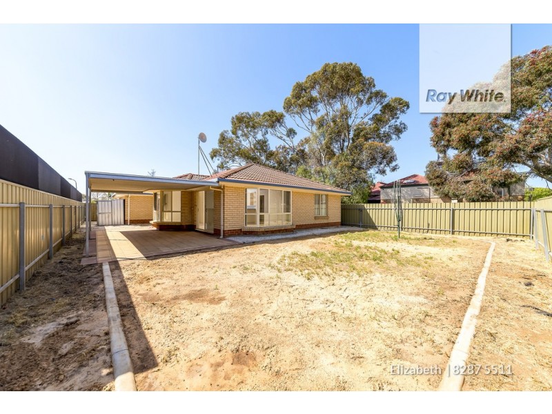16 Hughes Street, Andrews Farm SA 5114