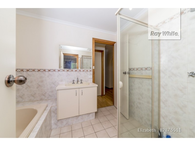 44 Lauren Drive, Paralowie SA 5108