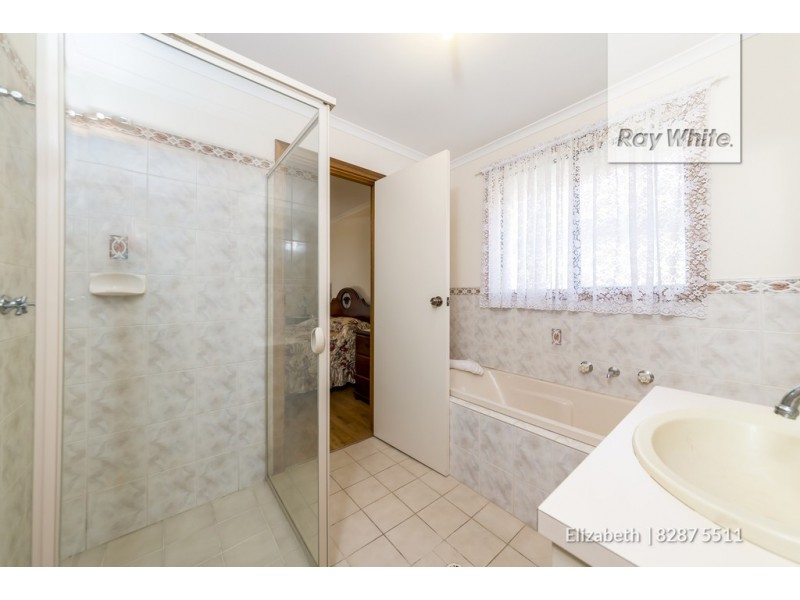 44 Lauren Drive, Paralowie SA 5108