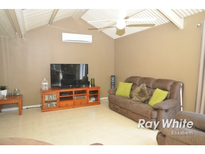 3 Federation Way, Andrews Farm SA 5114