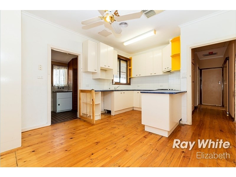 20 Campbell Rd, Elizabeth Downs SA 5113