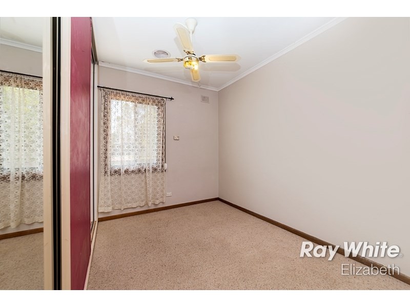 20 Campbell Rd, Elizabeth Downs SA 5113