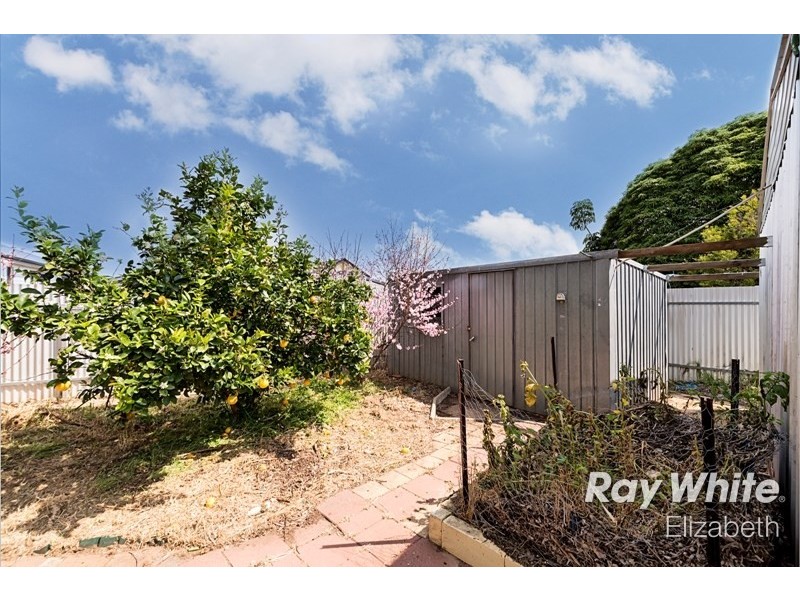 20 Campbell Rd, Elizabeth Downs SA 5113