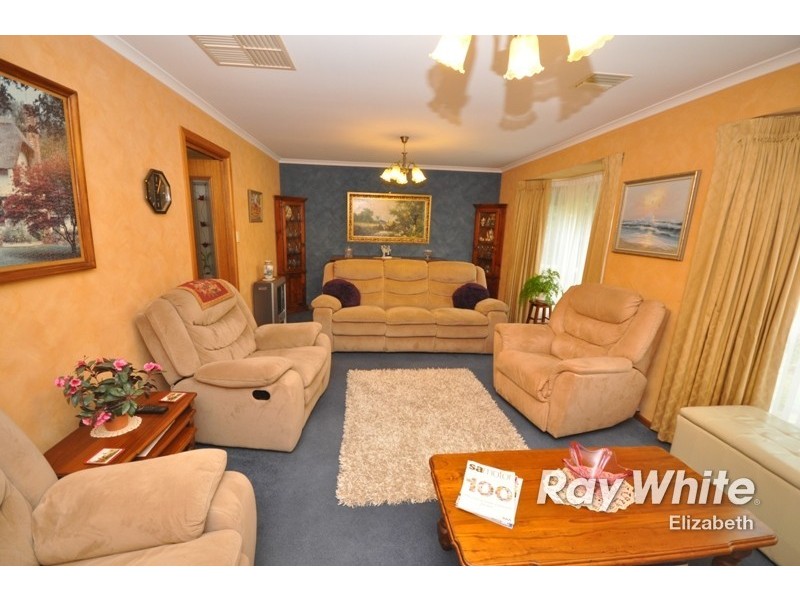 63 Highfield Drive, Hillbank SA 5112