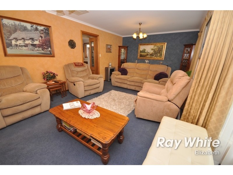 63 Highfield Drive, Hillbank SA 5112