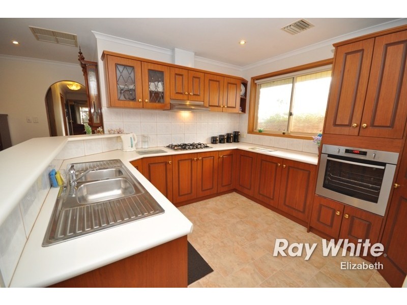 63 Highfield Drive, Hillbank SA 5112