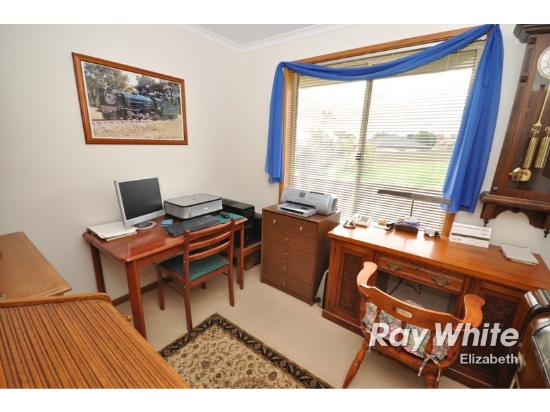 63 Highfield Drive, Hillbank SA 5112