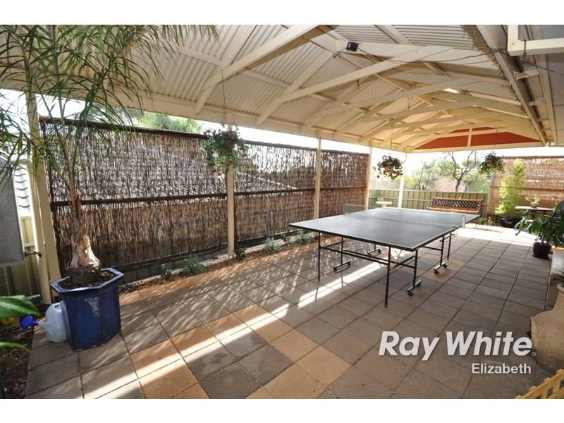 63 Highfield Drive, Hillbank SA 5112