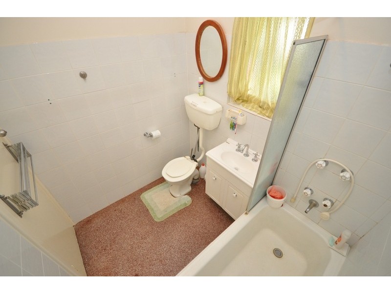 18 Peacock Rd, Elizabeth Downs SA 5113