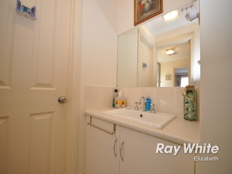 27 Monterey Drive, Munno Para West SA 5115
