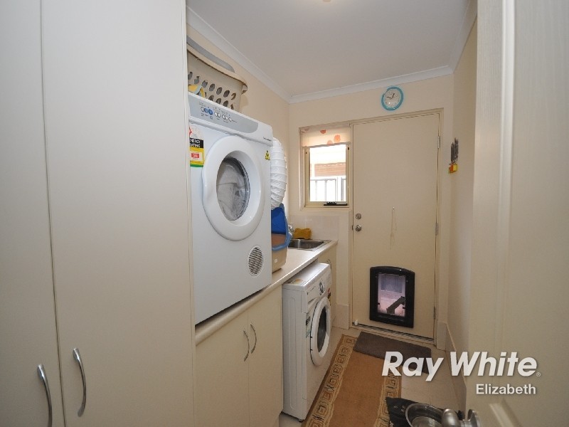 27 Monterey Drive, Munno Para West SA 5115