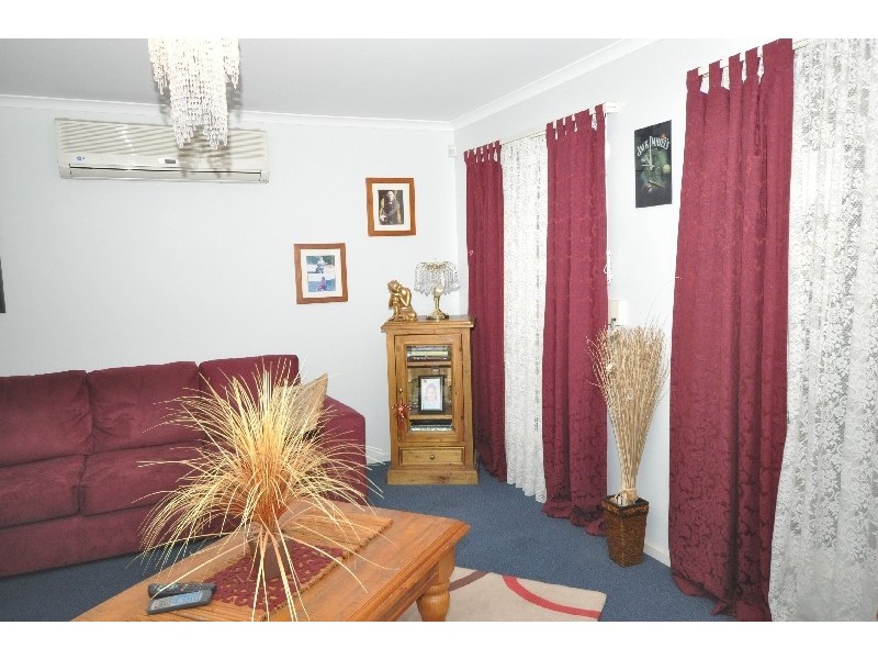 8 Gluford Court, Andrews Farm SA 5114