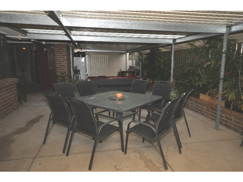 8 Gluford Court, Andrews Farm SA 5114