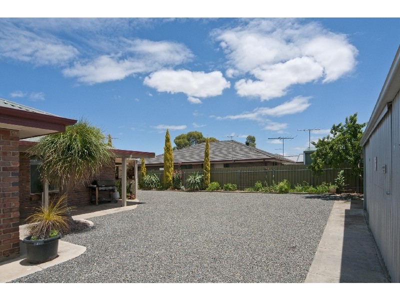 12 Jestina Court, Evanston SA 5116