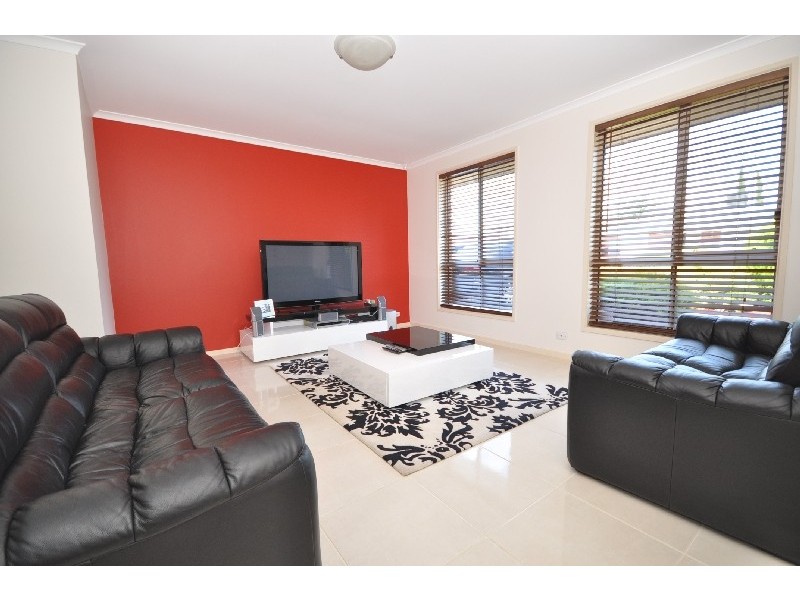 4 Tuxford Court, Blakeview SA 5114