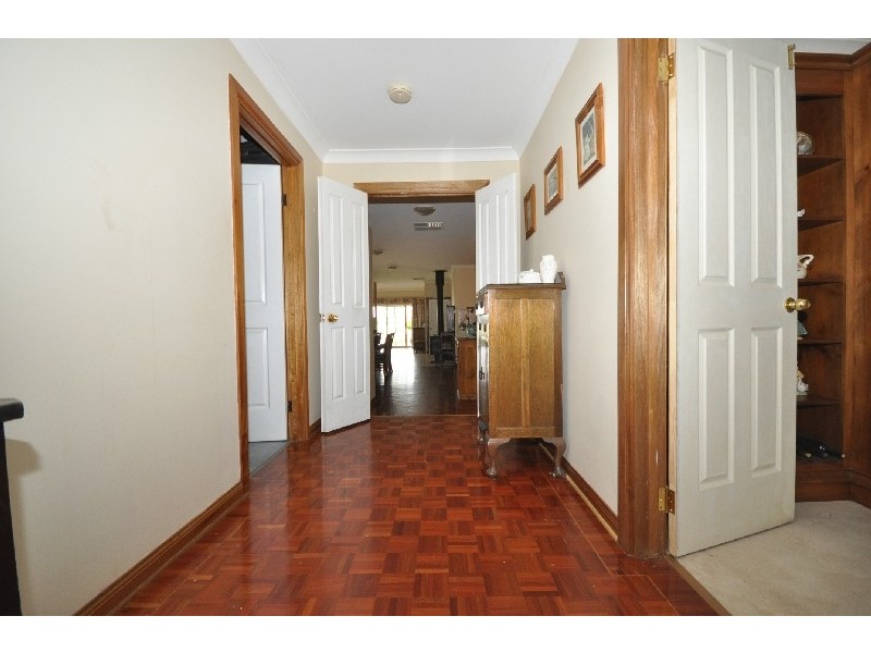 10 Edward Street, Willaston SA 5118