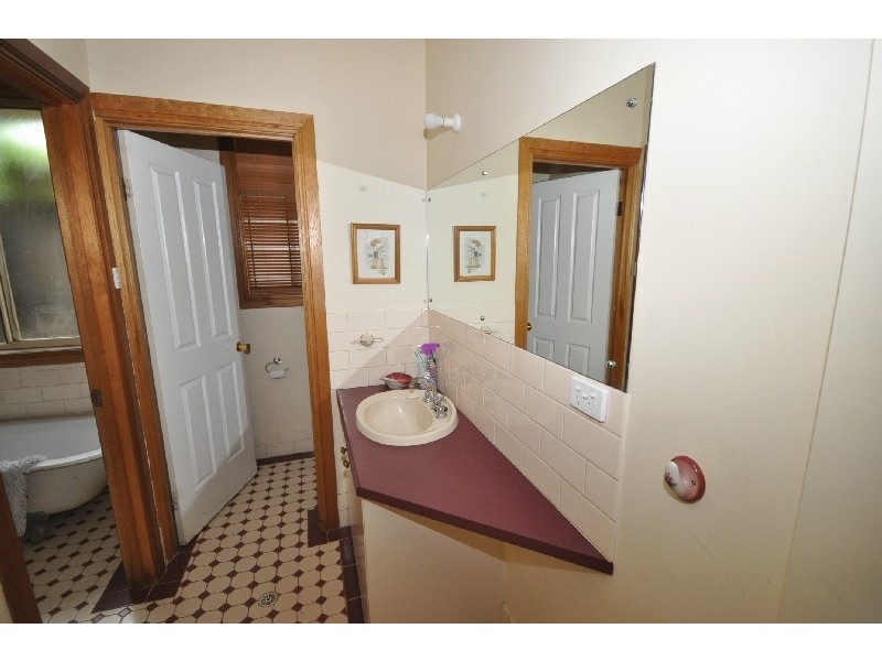 10 Edward Street, Willaston SA 5118