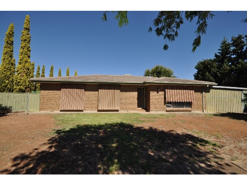 18 Douglas Street, Elizabeth Downs SA 5113