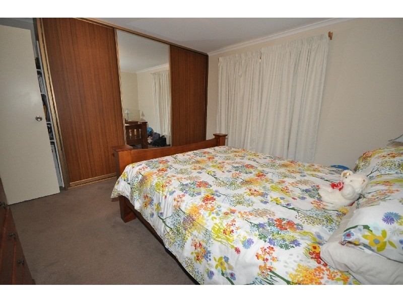 18 Douglas Street, Elizabeth Downs SA 5113
