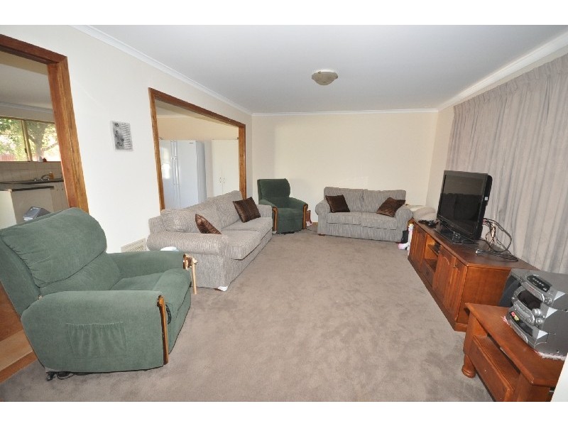 18 Douglas Street, Elizabeth Downs SA 5113