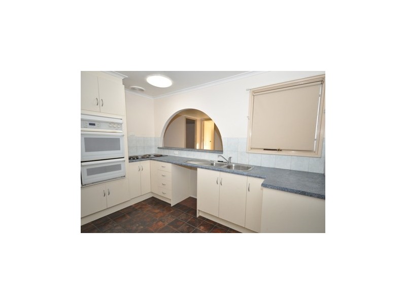 5 Menka Street, Hillbank SA 5112