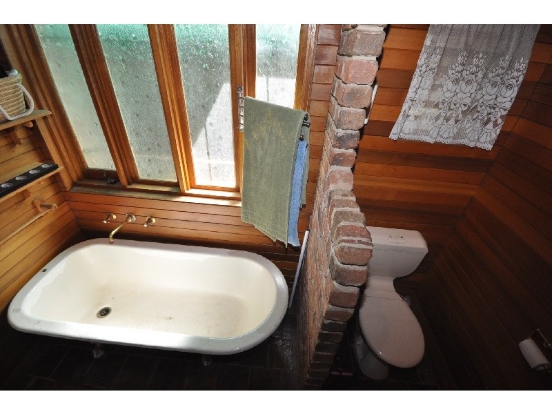 6 Woodfalls Road, Elizabeth Vale SA 5112