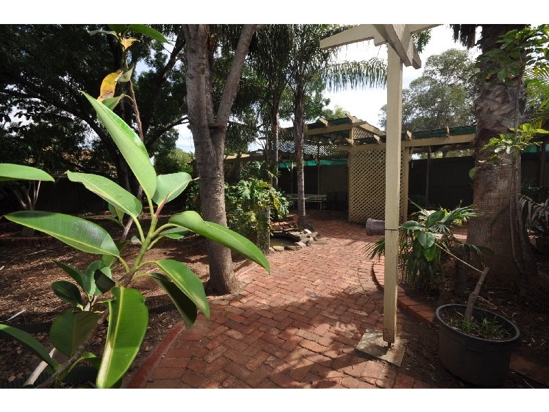 6 Woodfalls Road, Elizabeth Vale SA 5112