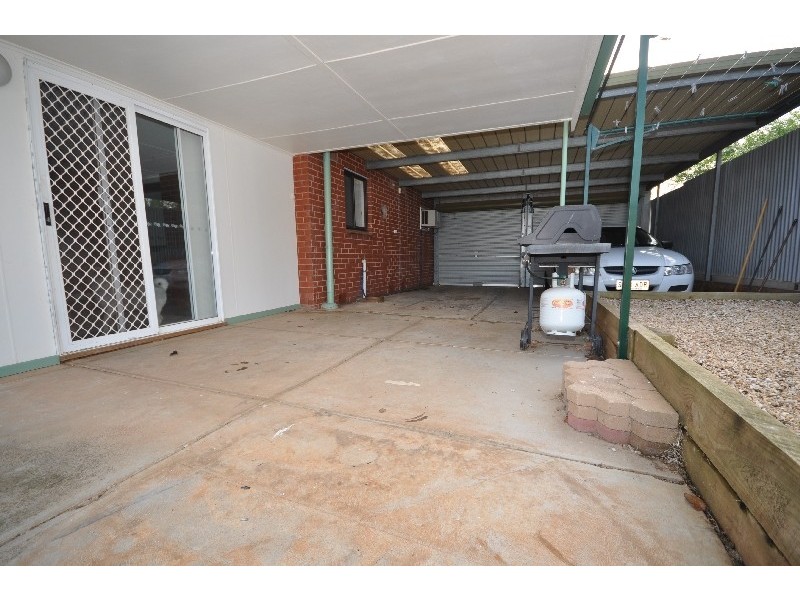 4 Salway Street, Elizabeth Park SA 5113