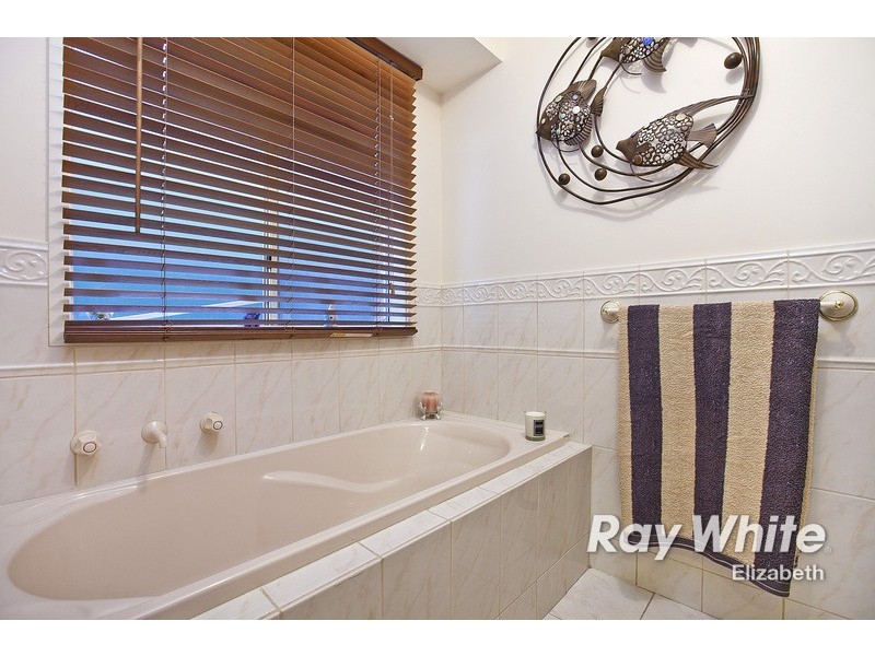 36 Snell Avenue, Hillbank SA 5112