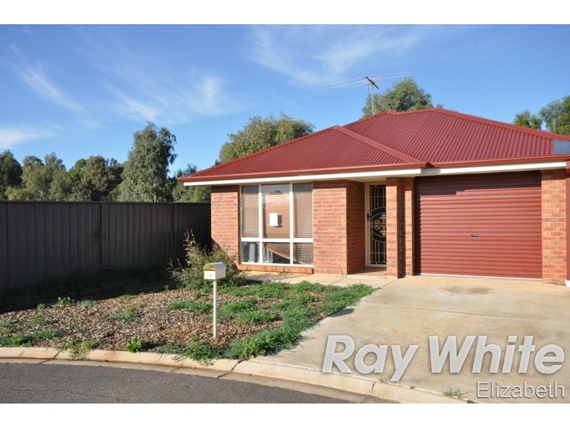 18  Hamra Drive, Smithfield SA 5114