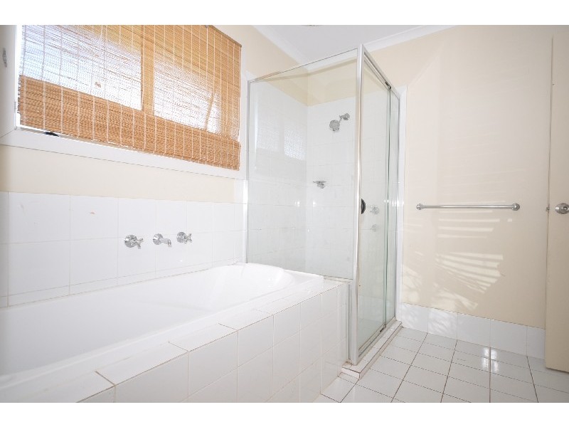 18  Hamra Drive, Smithfield SA 5114