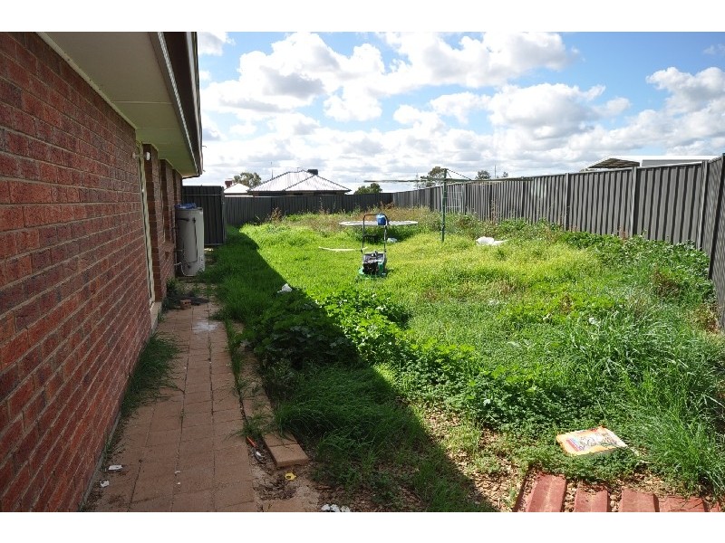 18  Hamra Drive, Smithfield SA 5114